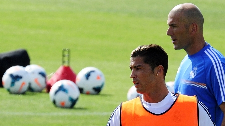 Ronaldo bày tỏ sự ngưỡng mộ với Zidane